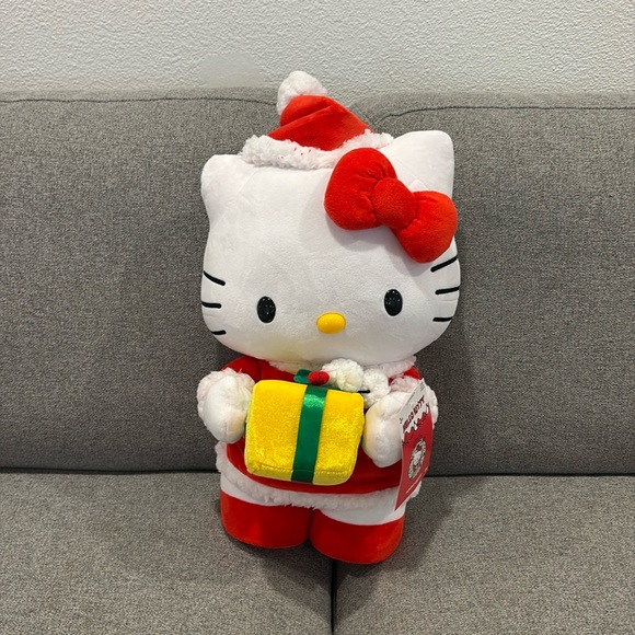 Accessories - Hello Kitty Christmas Greeter